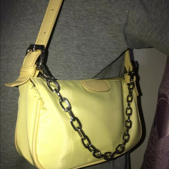 New Chain Baguette Bag - Picture 2 of 3